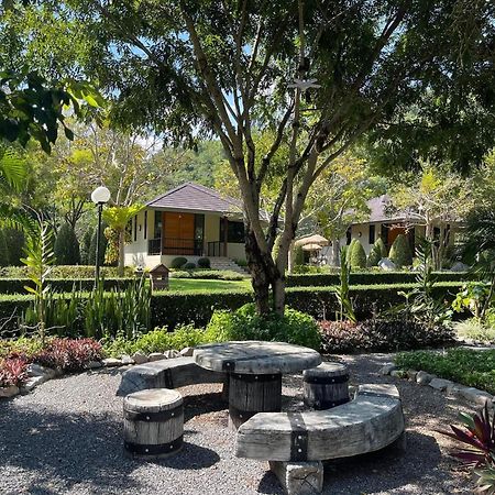 Khaokhab Lodge Nong Nam Daeng Eksteriør billede